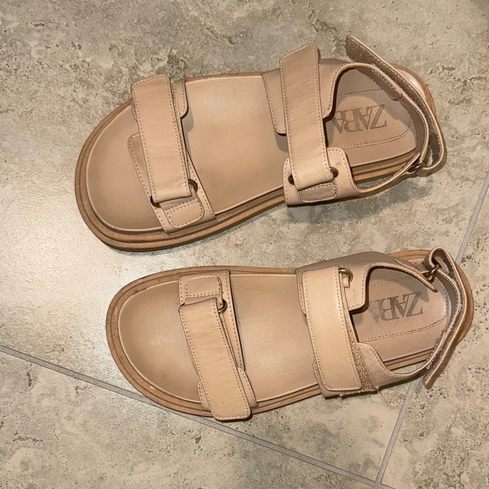 Zara women’s Beige Strap Sandals